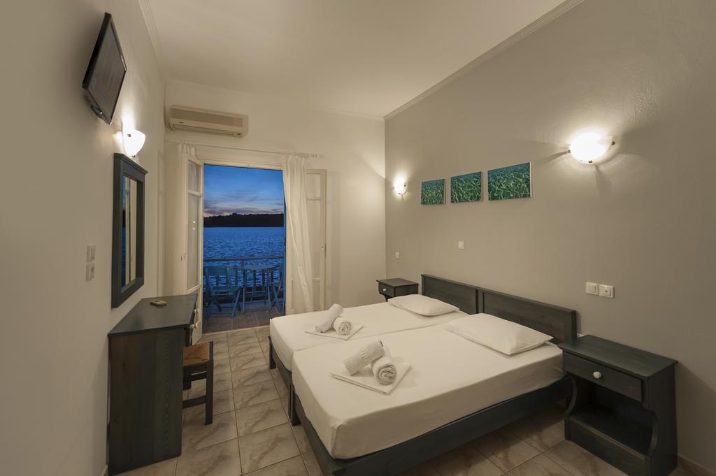 Angeliki Seaside Hotel Alikí Exteriér fotografie
