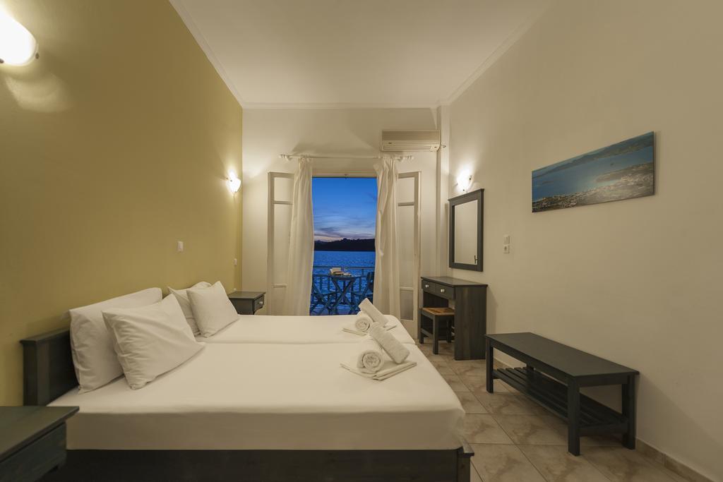 Angeliki Seaside Hotel Alikí Exteriér fotografie